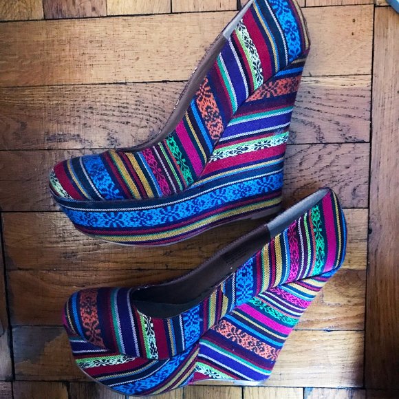 Vintage Steve Madden•Pammy Tribal Woven Wedges•Sz  7.5 - Picture 1 of 7